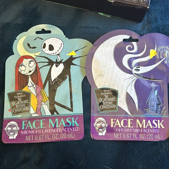 The Nightmare Before Christmas Bundle - Picture 2 of 5